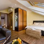 Two-bedroom Near Sea 8 * Crikvenica