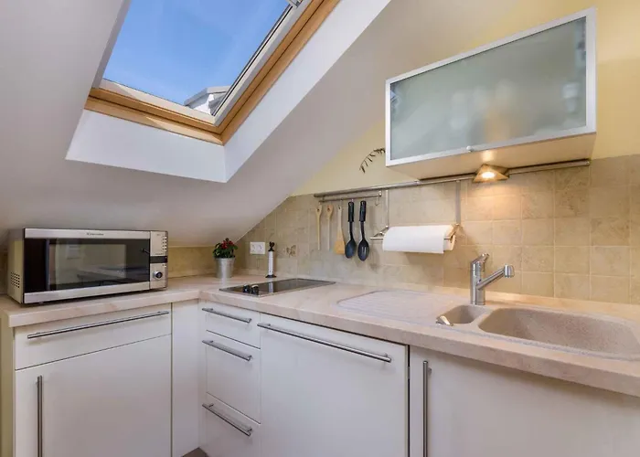 Appartamento Two-bedroom Near Sea 8 *
