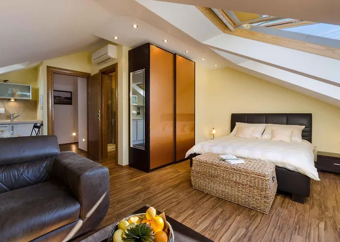 Two-bedroom Near Sea 8 * Crikvenica
