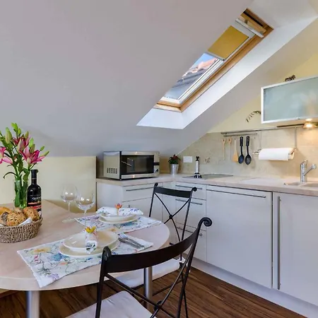 公寓 Two-bedroom Near Sea 8