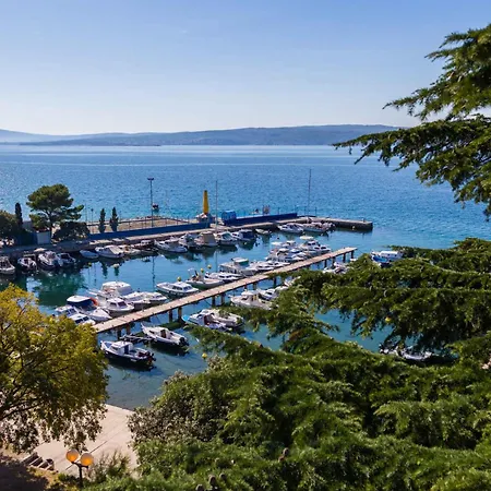 公寓 Two-bedroom Near Sea 8